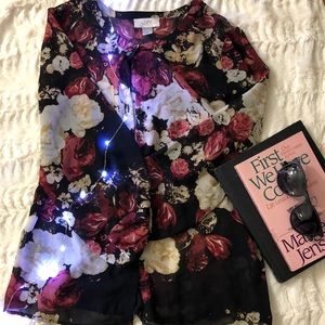 ‼️give me an offer‼️ Floral loft blouse